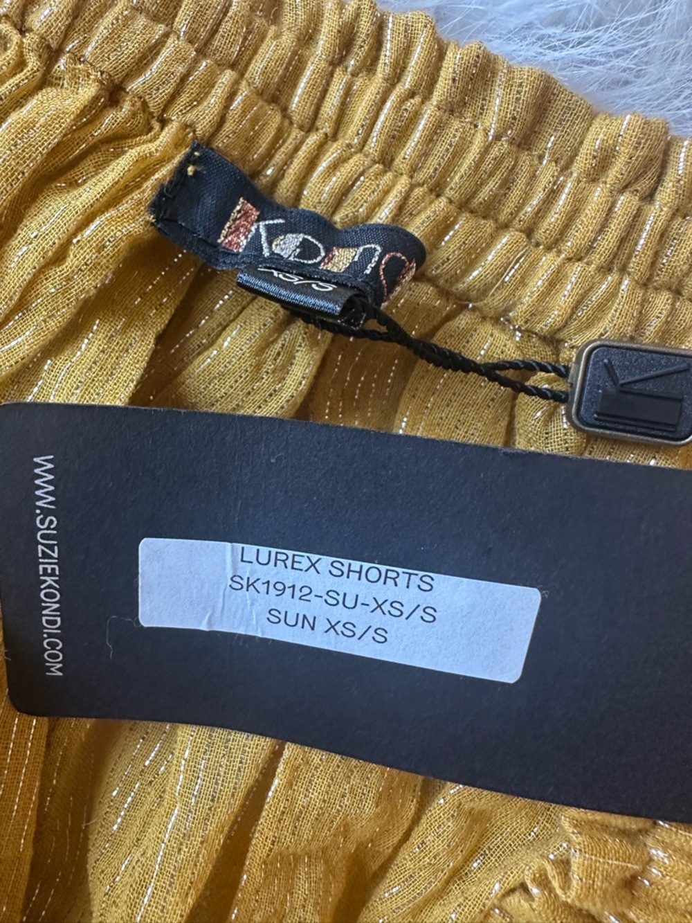 Suzi Kondi Metallic Mustard Gold Gathered shorts with pockets XS-S skater NWT - Picture 5 of 16